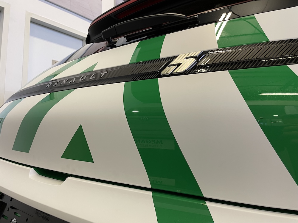 colorlito-innovazione-car-wrapping-renault-10