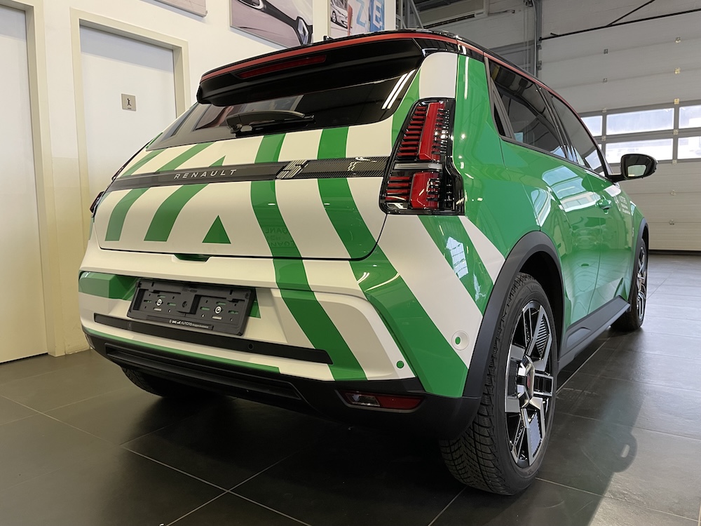 colorlito-innovazione-car-wrapping-renault-4